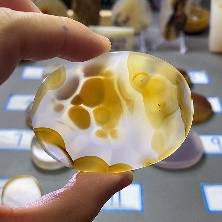 玛瑙/玉髓未镶嵌珠宝半成品166