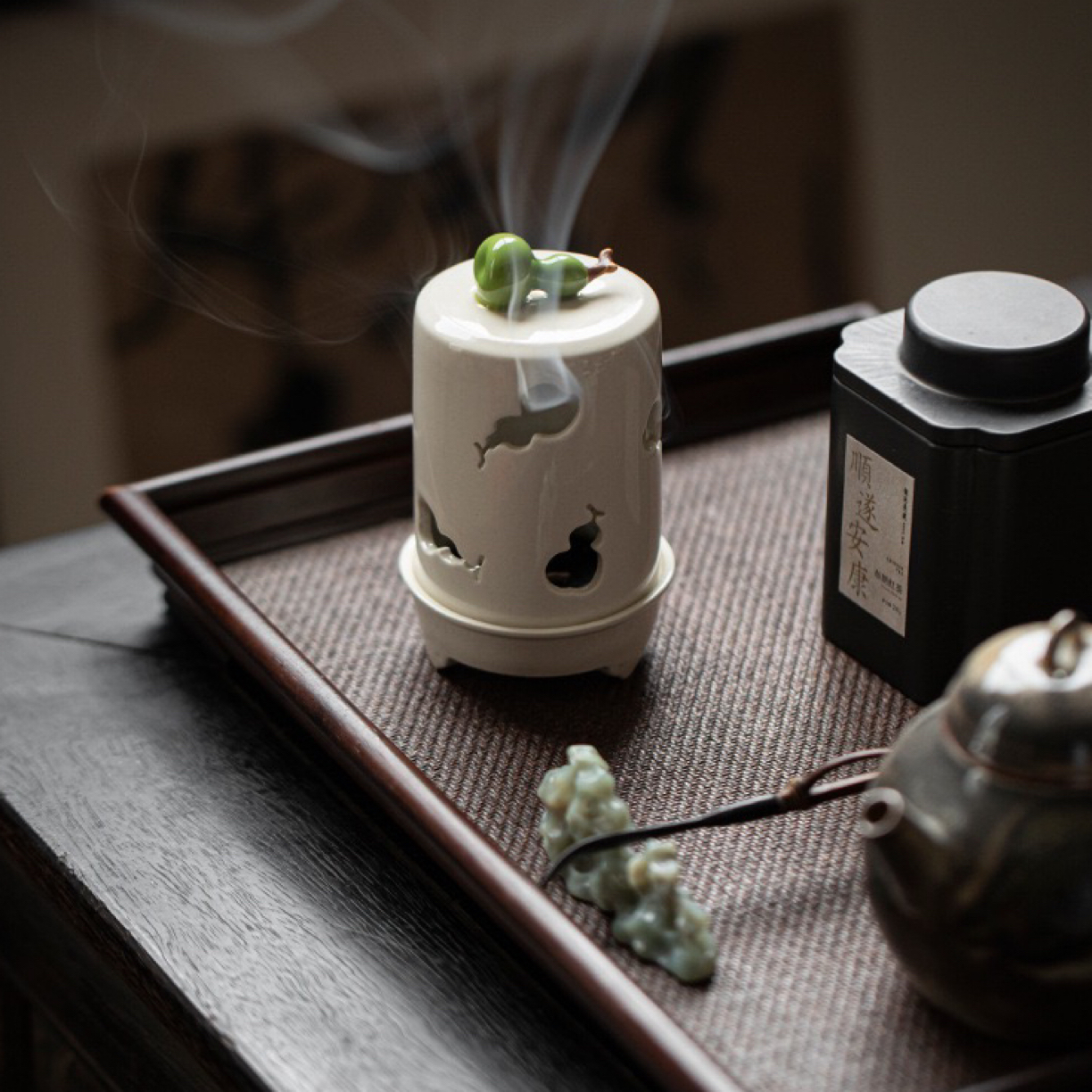 草木灰釉陶瓷镂空葫芦香炉FL