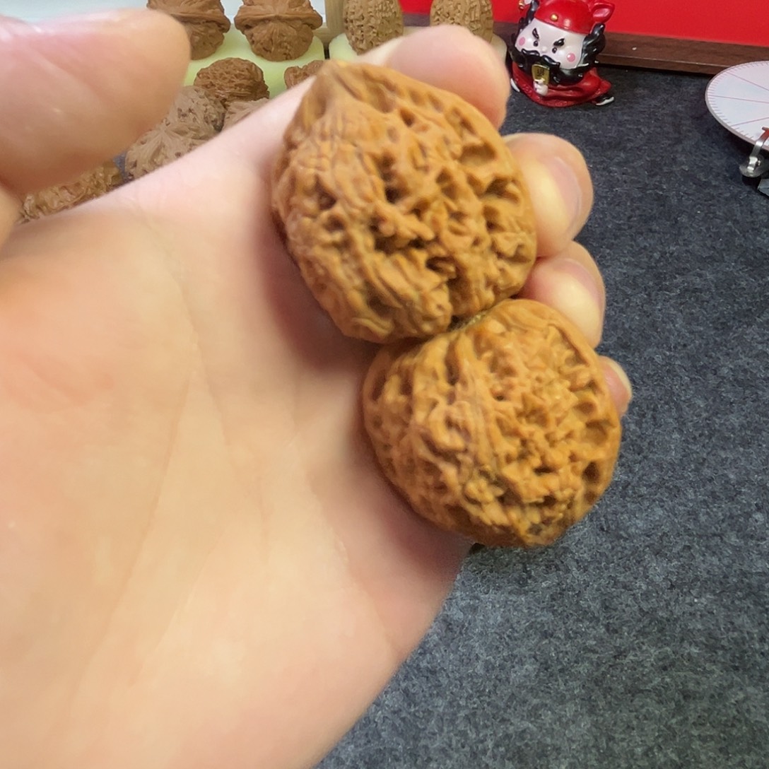 把件文玩核桃有黄