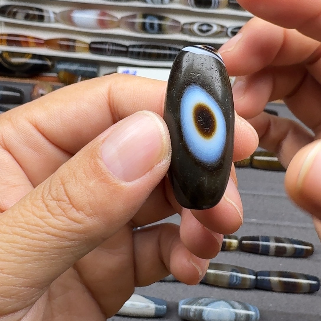 牙***店玛瑙/玉髓合金珠宝半成品