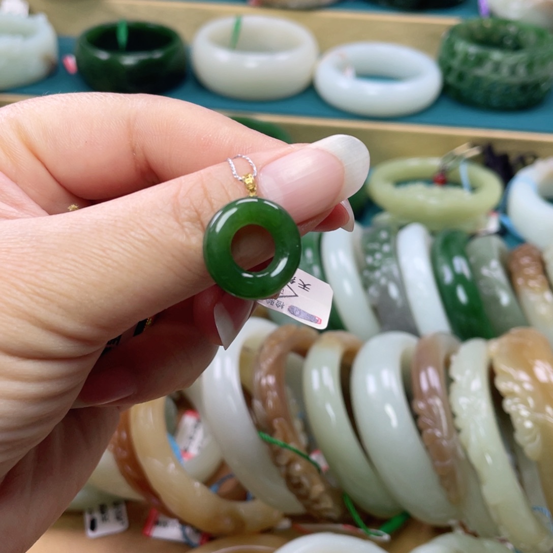 吊坠(不含链)18K金镶嵌和田玉