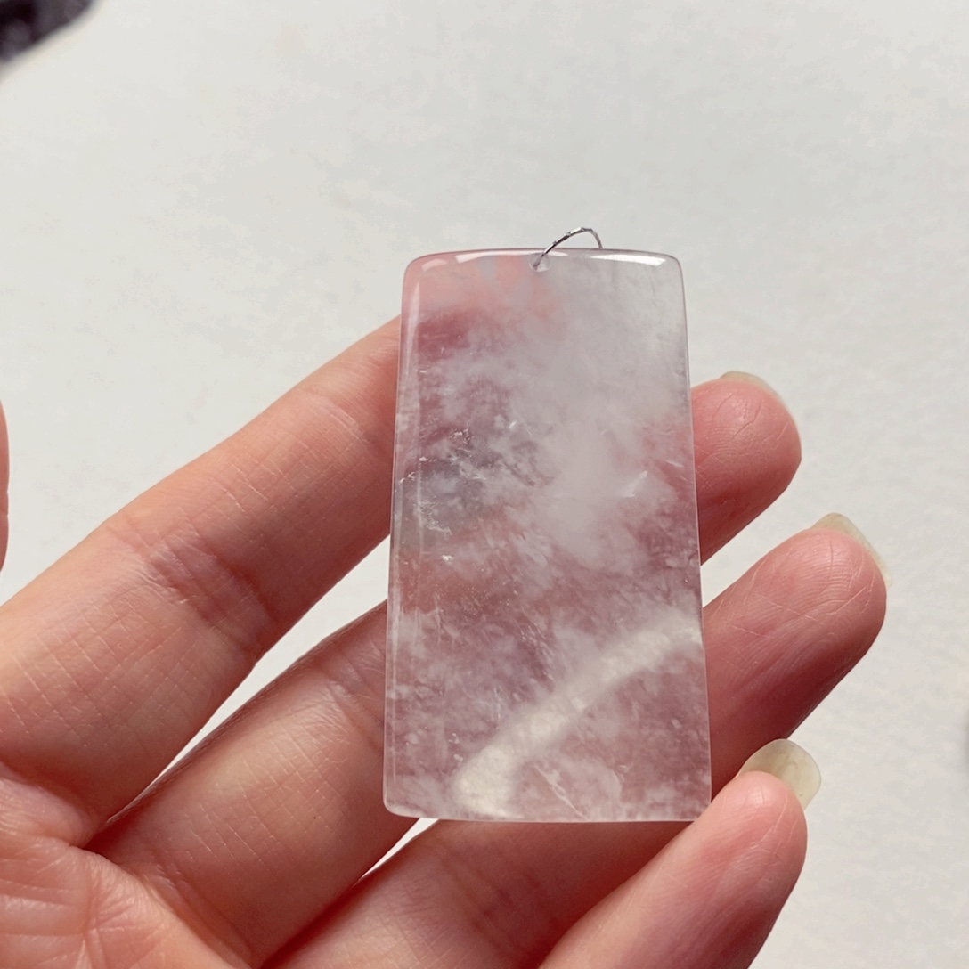 石英质玉未镶嵌颈饰