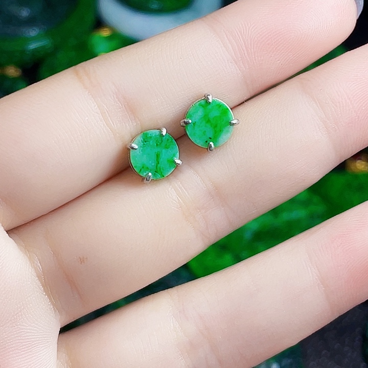 翡翠银S925镶嵌颈饰多样性