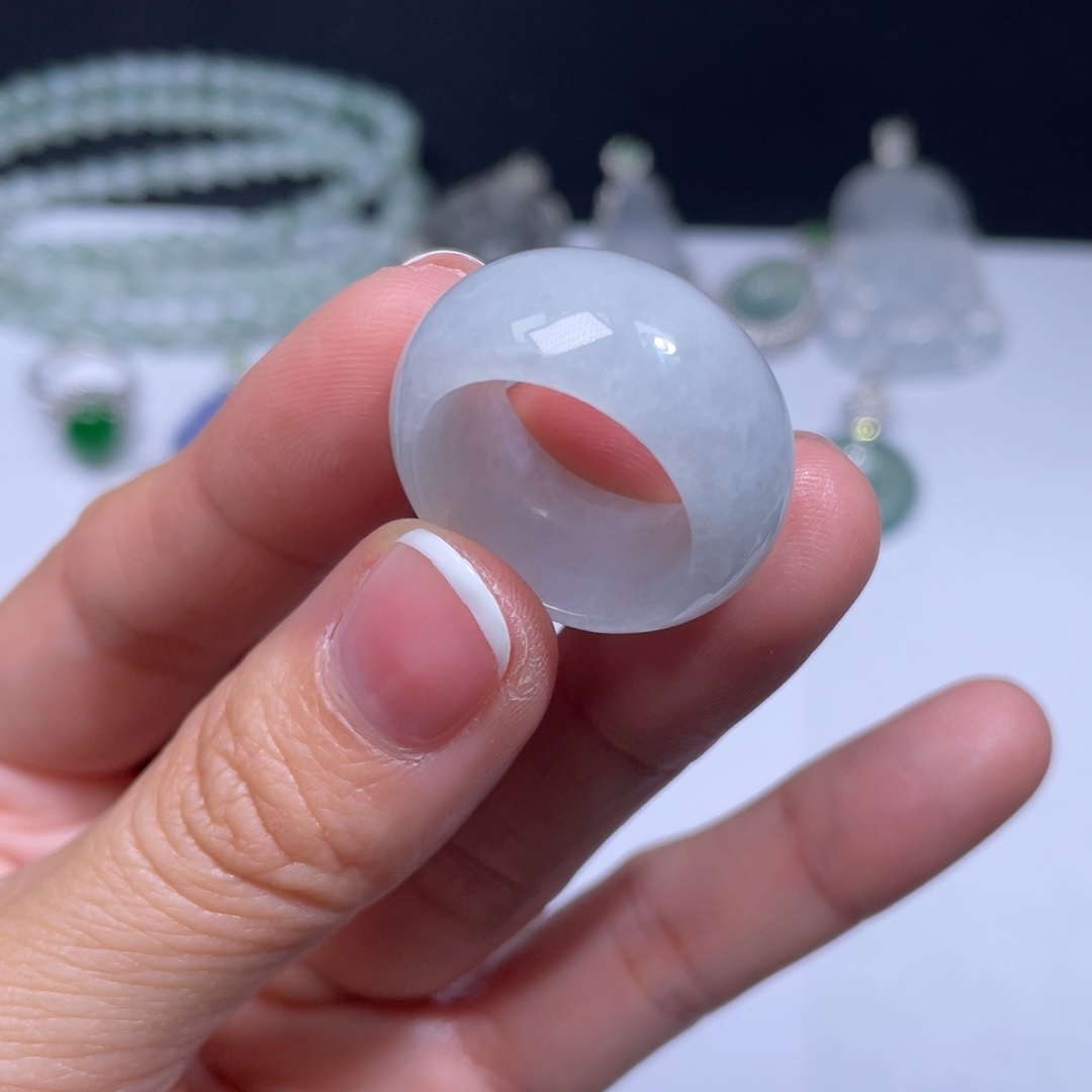 翡翠戒指未镶嵌戒指