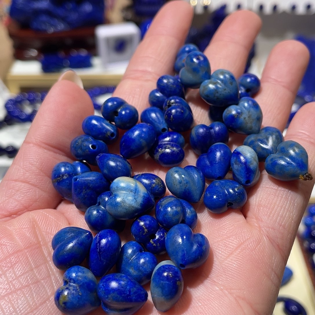 青金石未镶嵌玉化屁桃12mm/5颗