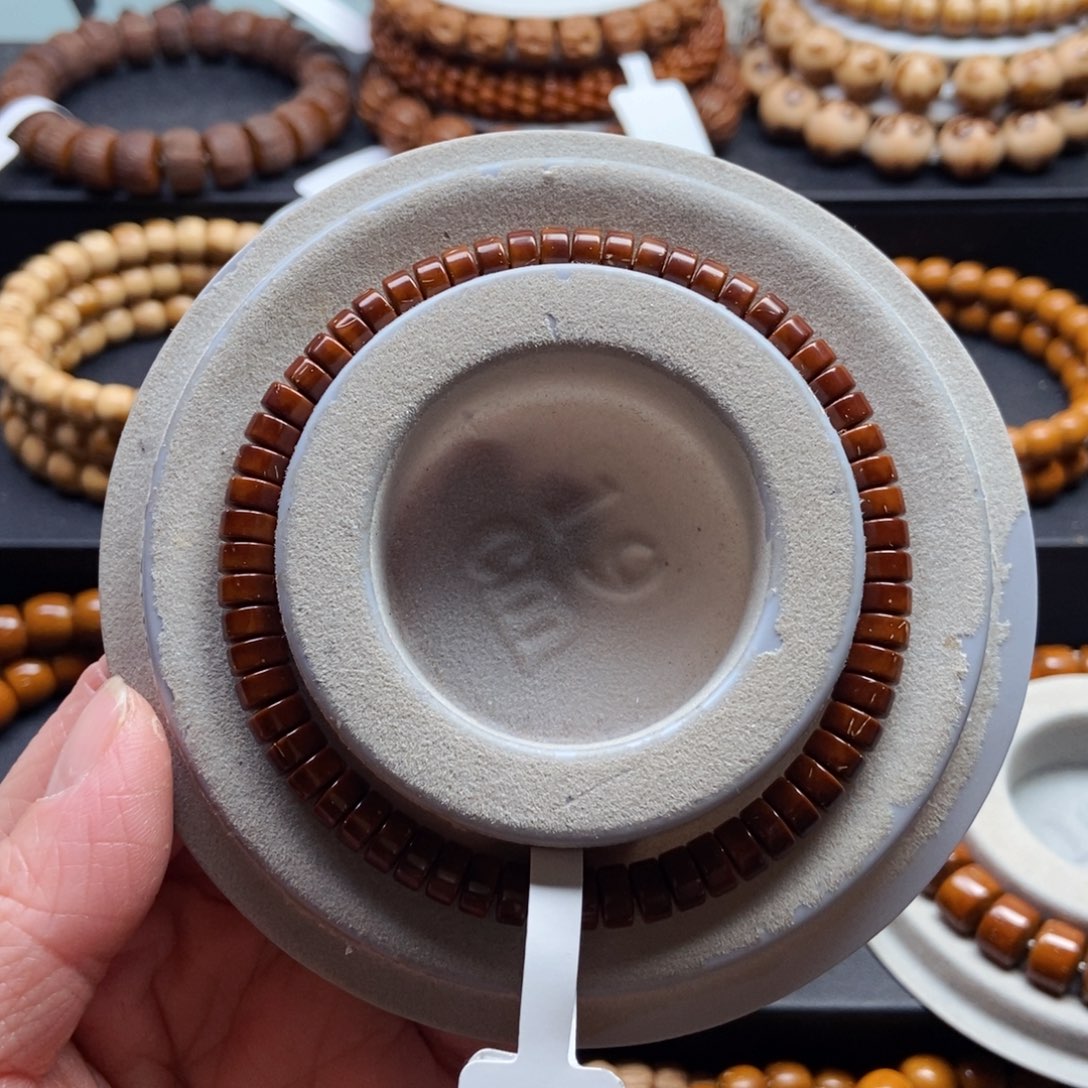 紫金鼠手串6/3mm实心薯片