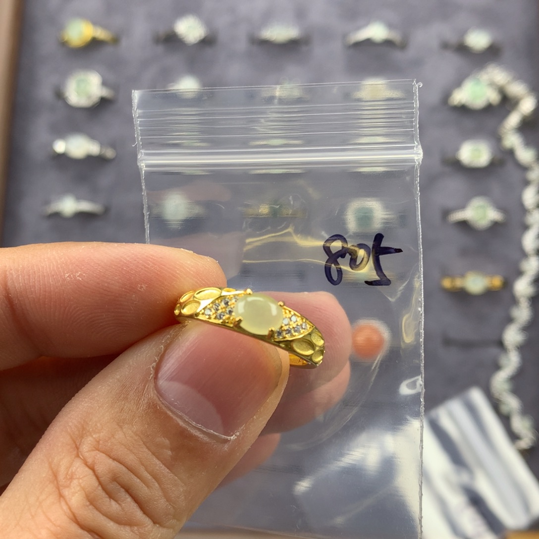 翡翠未镶嵌戒指805