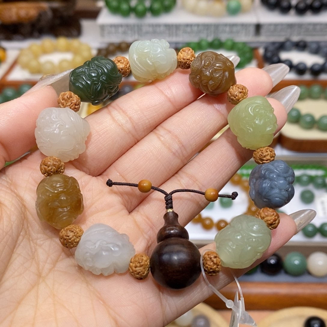 和田玉手串未镶嵌