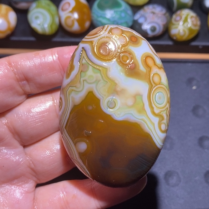 未镶嵌玛瑙/玉髓珠宝半成品124