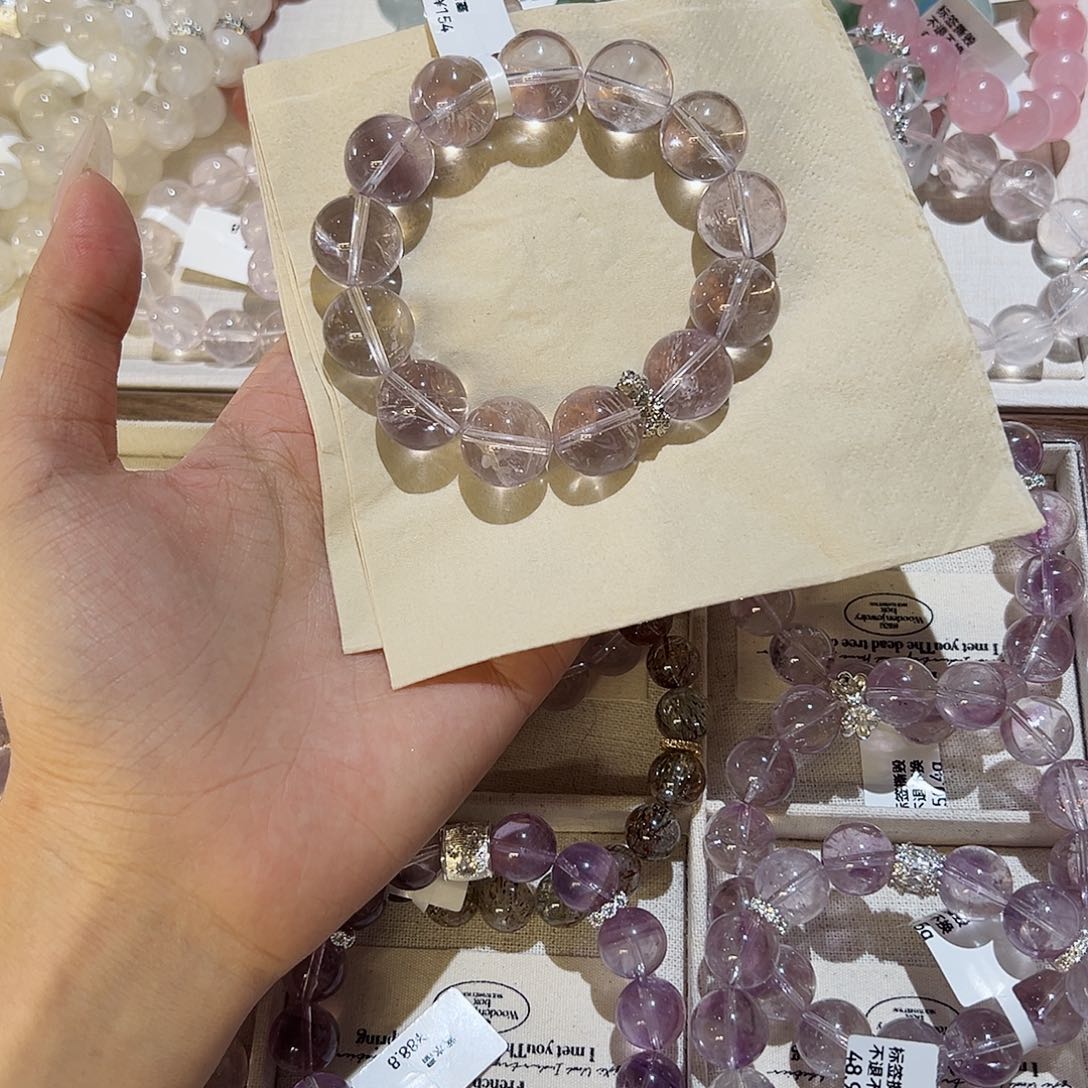 水晶手链未镶嵌人****?首单8.8折