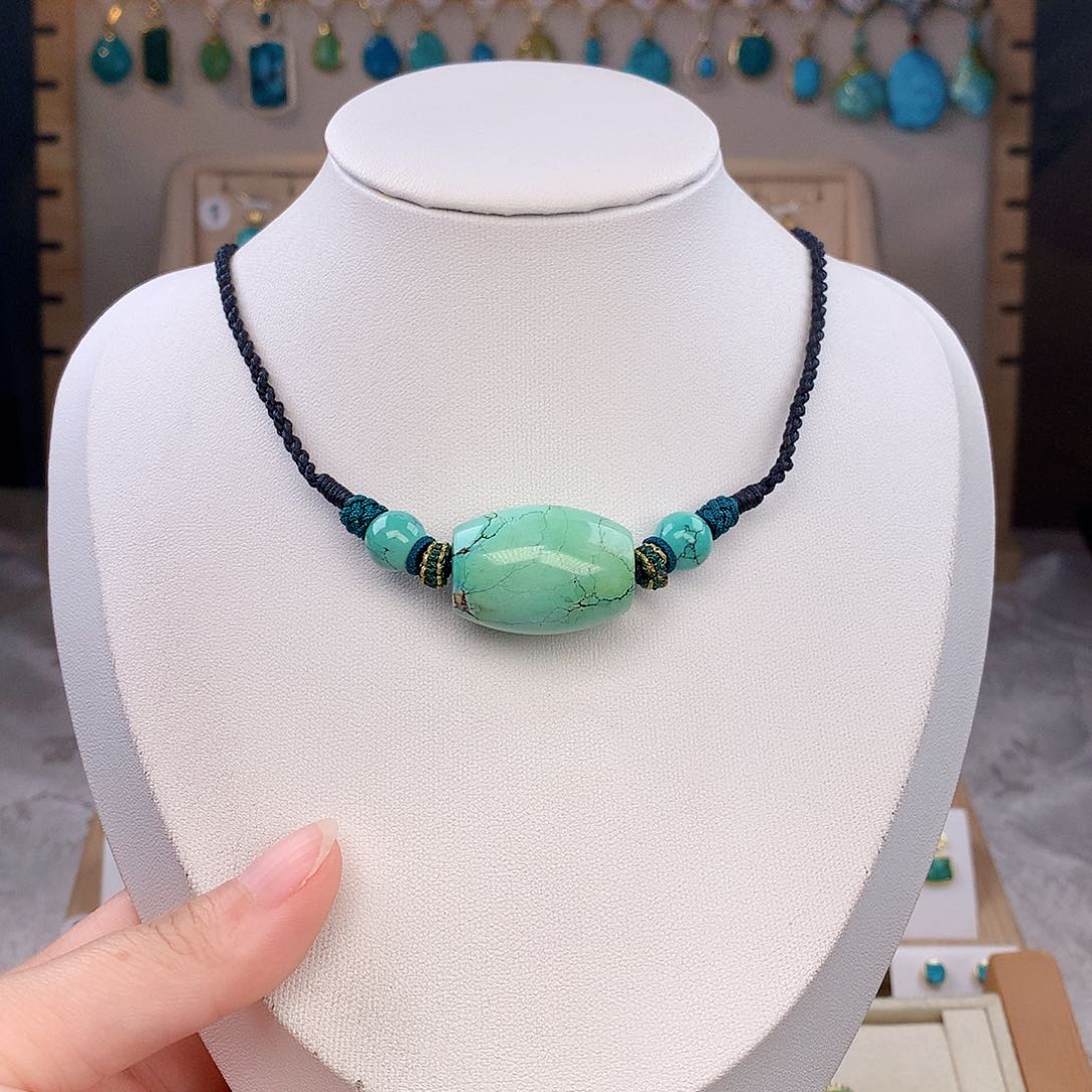 未镶嵌绿松石耳饰