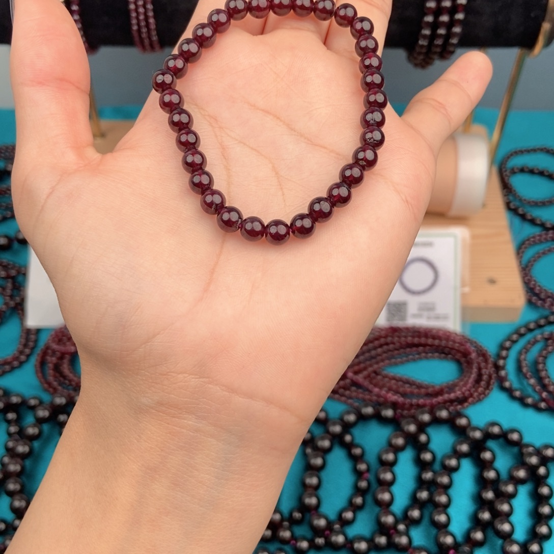 未镶嵌手链石榴石