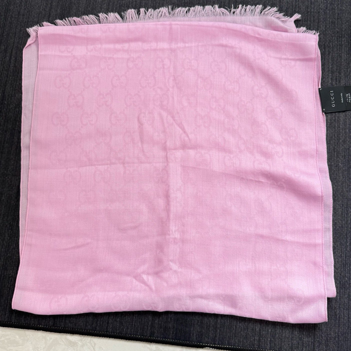 99新 GUCCI/古驰 Gucci粉色老花满印真丝围巾 均码 99新 