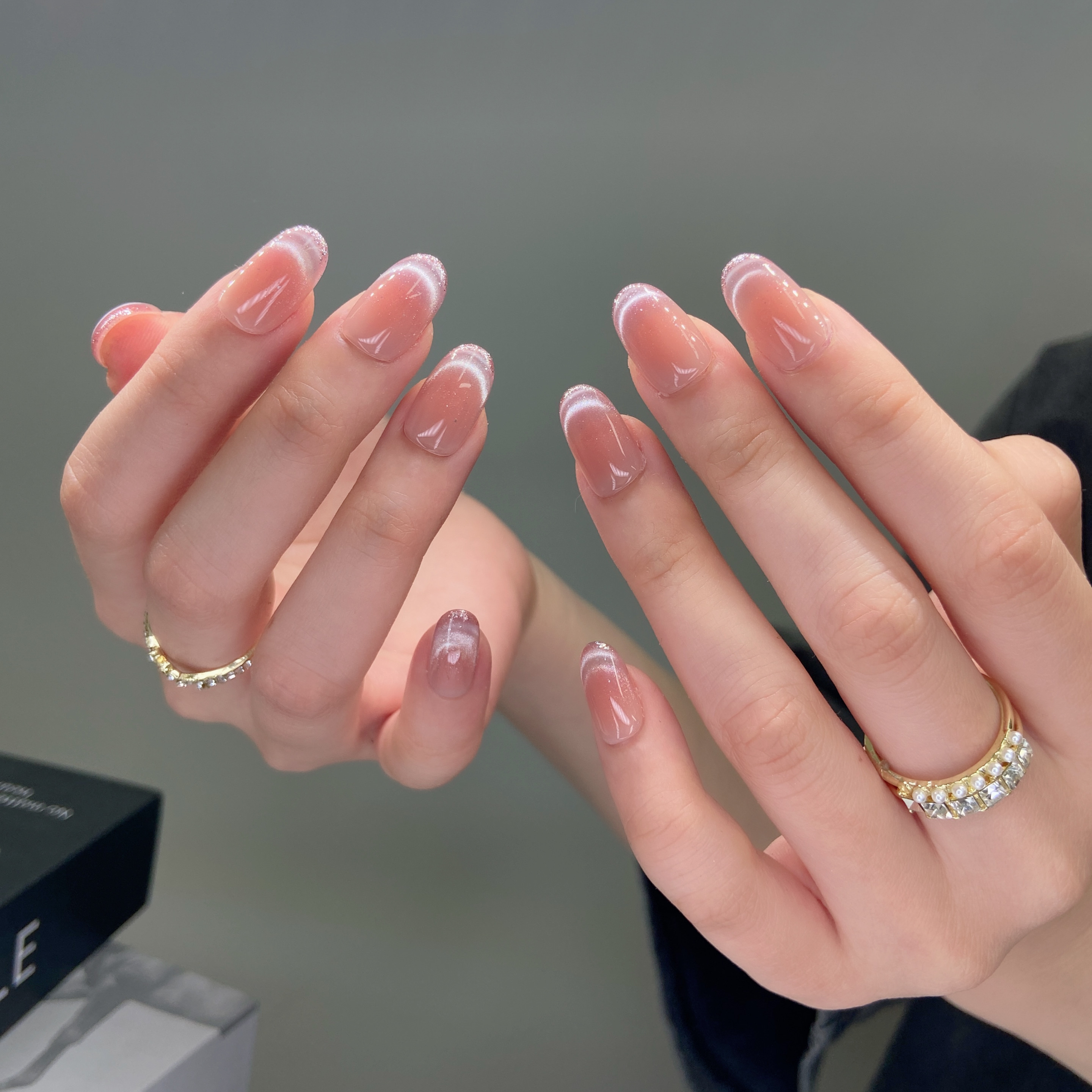 「相思豆」极光香槟色/粉色猫眼法式边腮红新款美甲手工短款穿戴甲