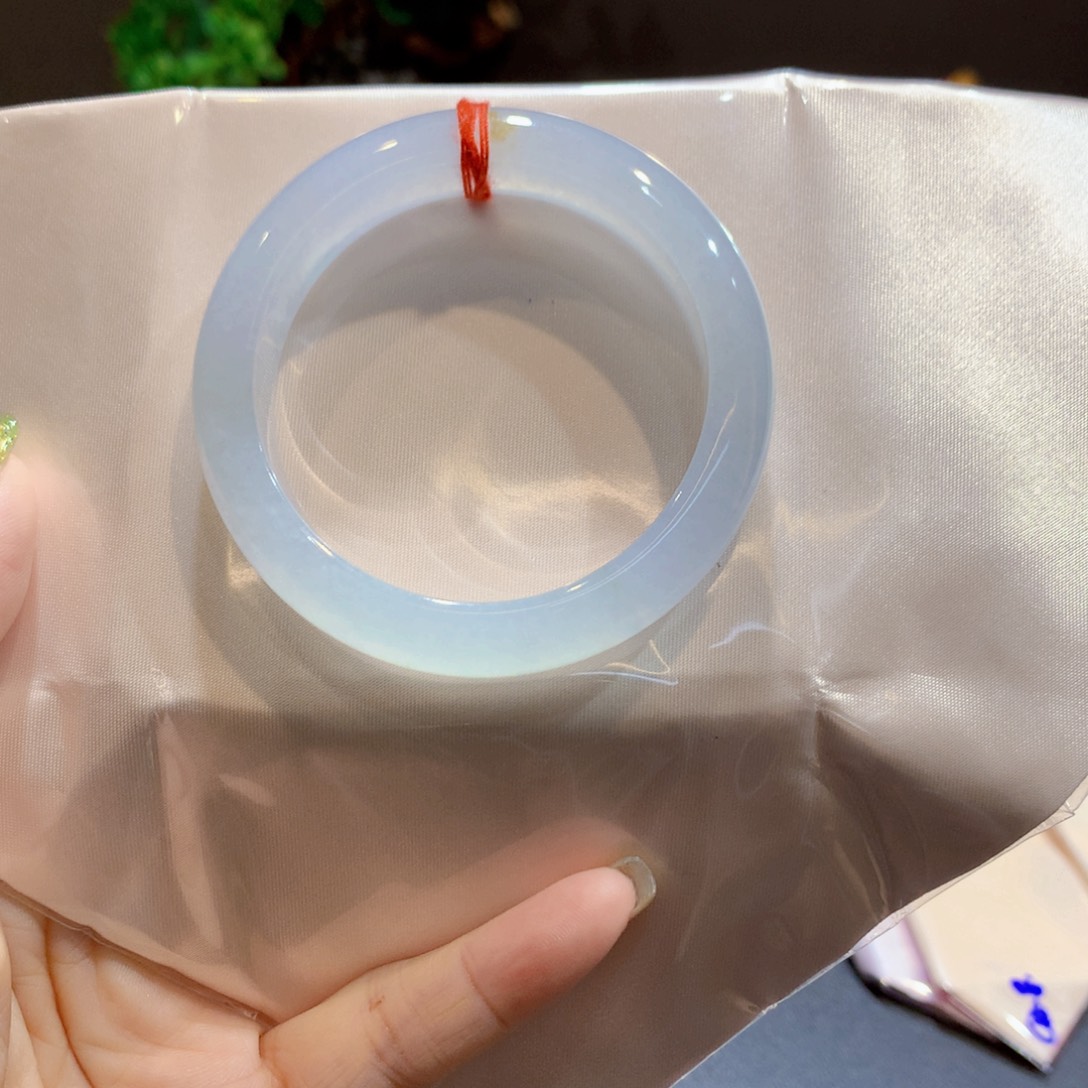 翡翠未镶嵌手镯翡翠手镯