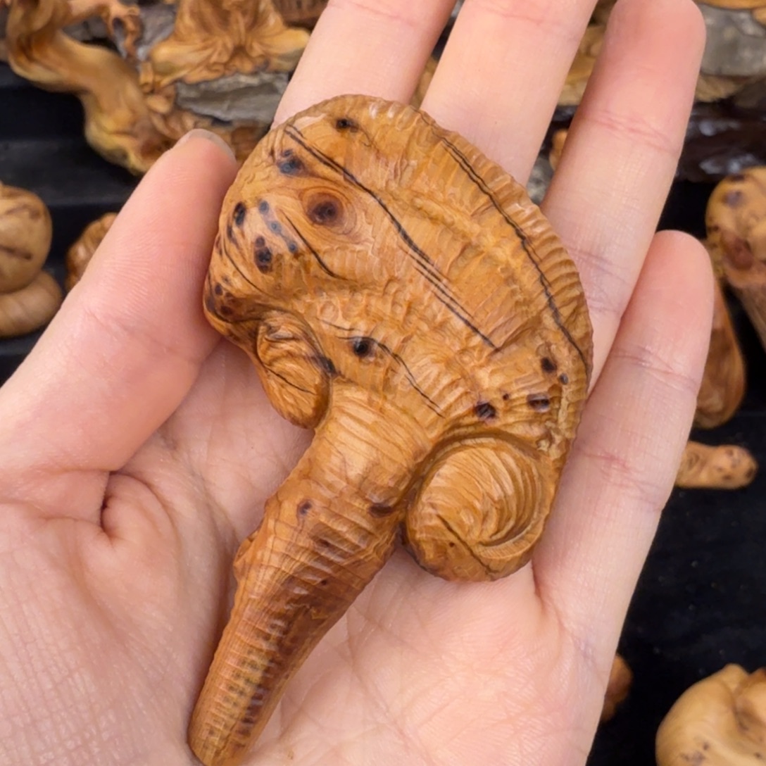 柏木（崖柏）手把件