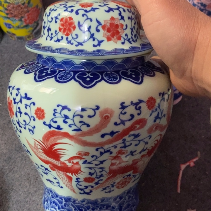 摆件陶绿稀土凤将军罐