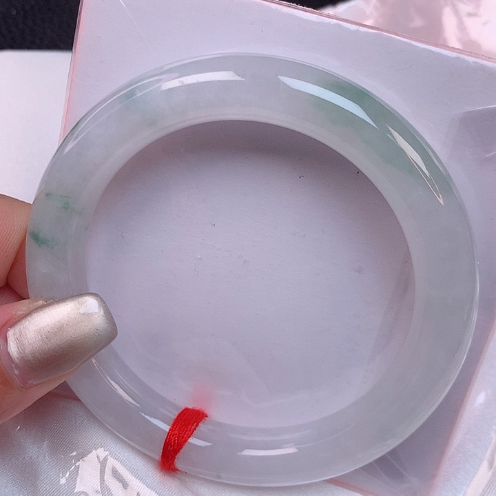 翡翠手镯未镶嵌56+ 翡翠手镯