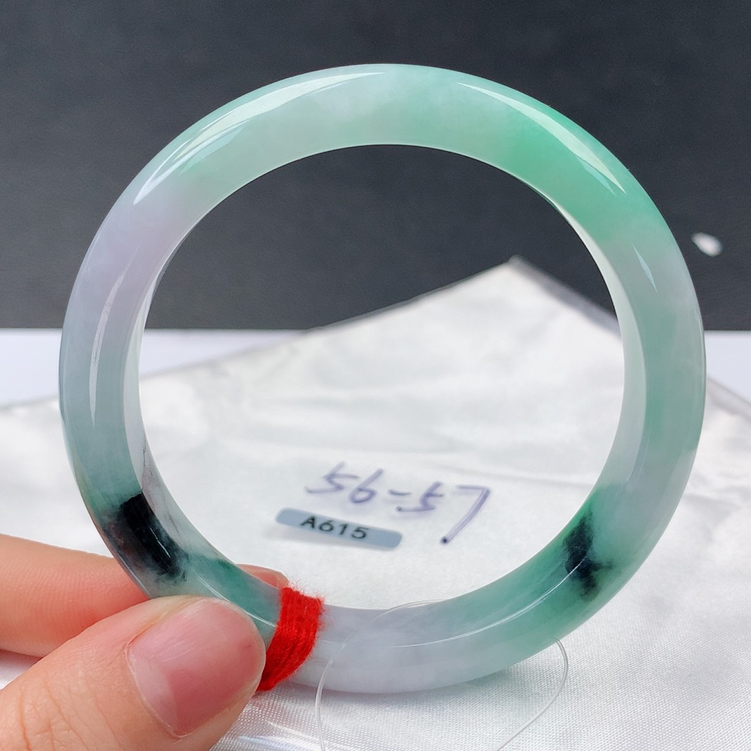 翡翠手镯未镶嵌113正57