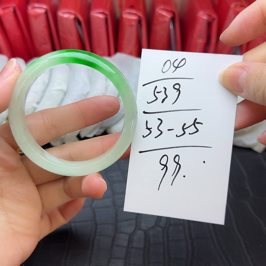 未镶嵌手镯翡翠4