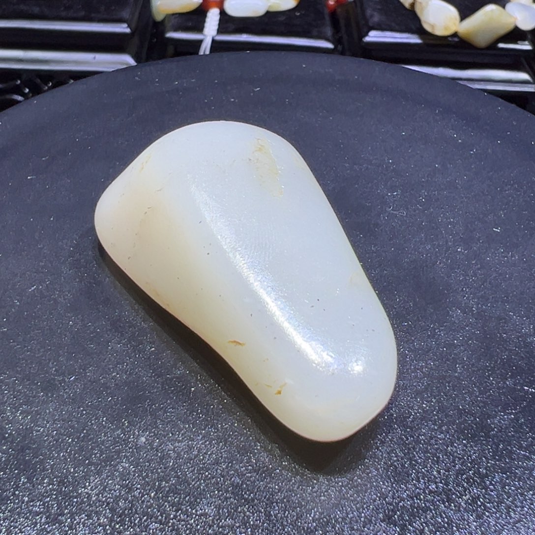 和田玉（子料）未镶嵌颈饰47克-83