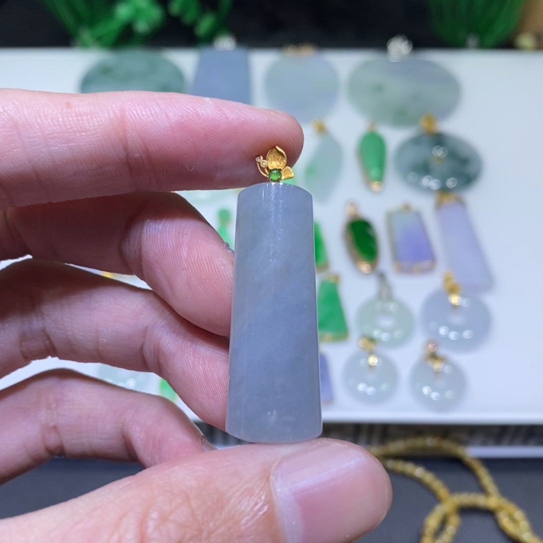 翡翠18K金镶嵌吊坠(不含链)