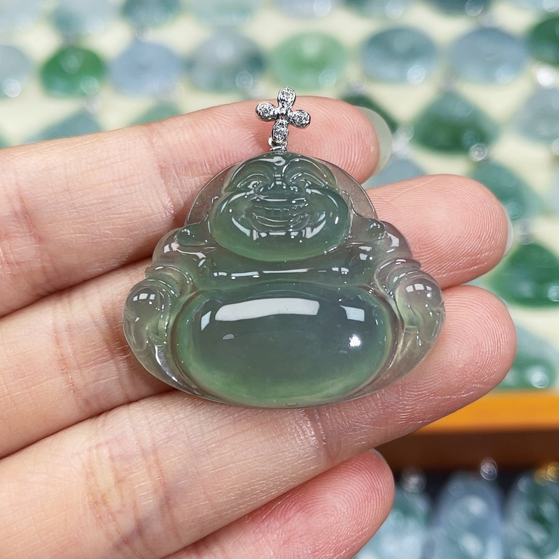 翡翠颈饰18K金镶嵌吊坠