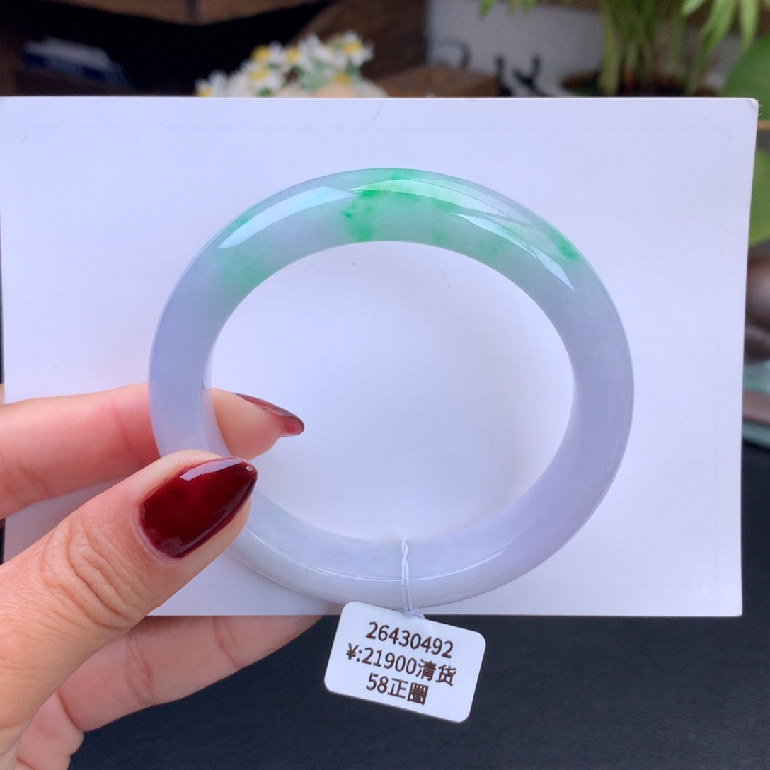 翡翠手镯未镶嵌糯冰春彩手镯