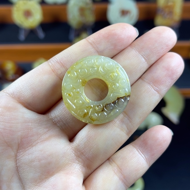 和田玉（糖玉）和田玉未镶嵌