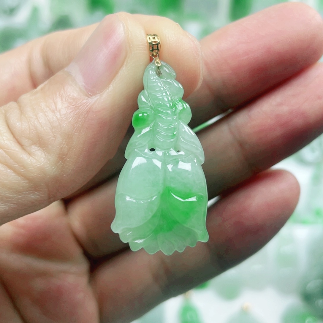 翡翠吊坠(不含链)18K金镶嵌