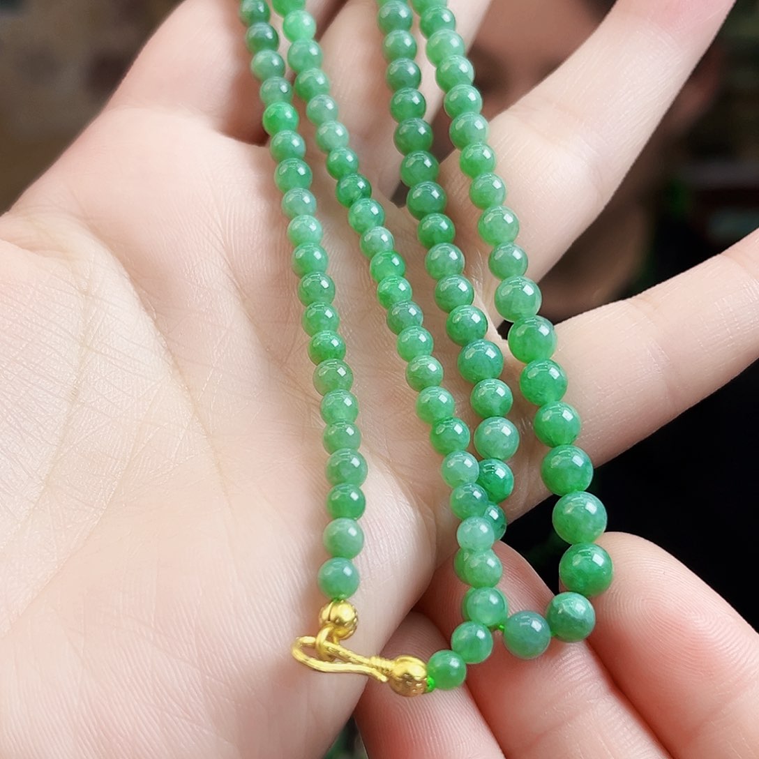 翡翠未镶嵌颈饰项链