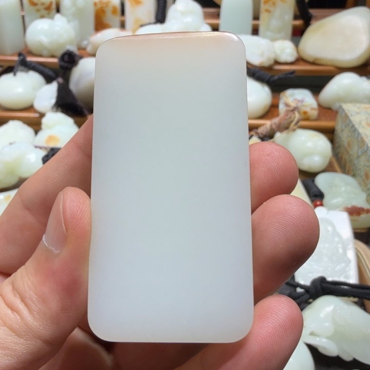 和田玉未镶嵌项链