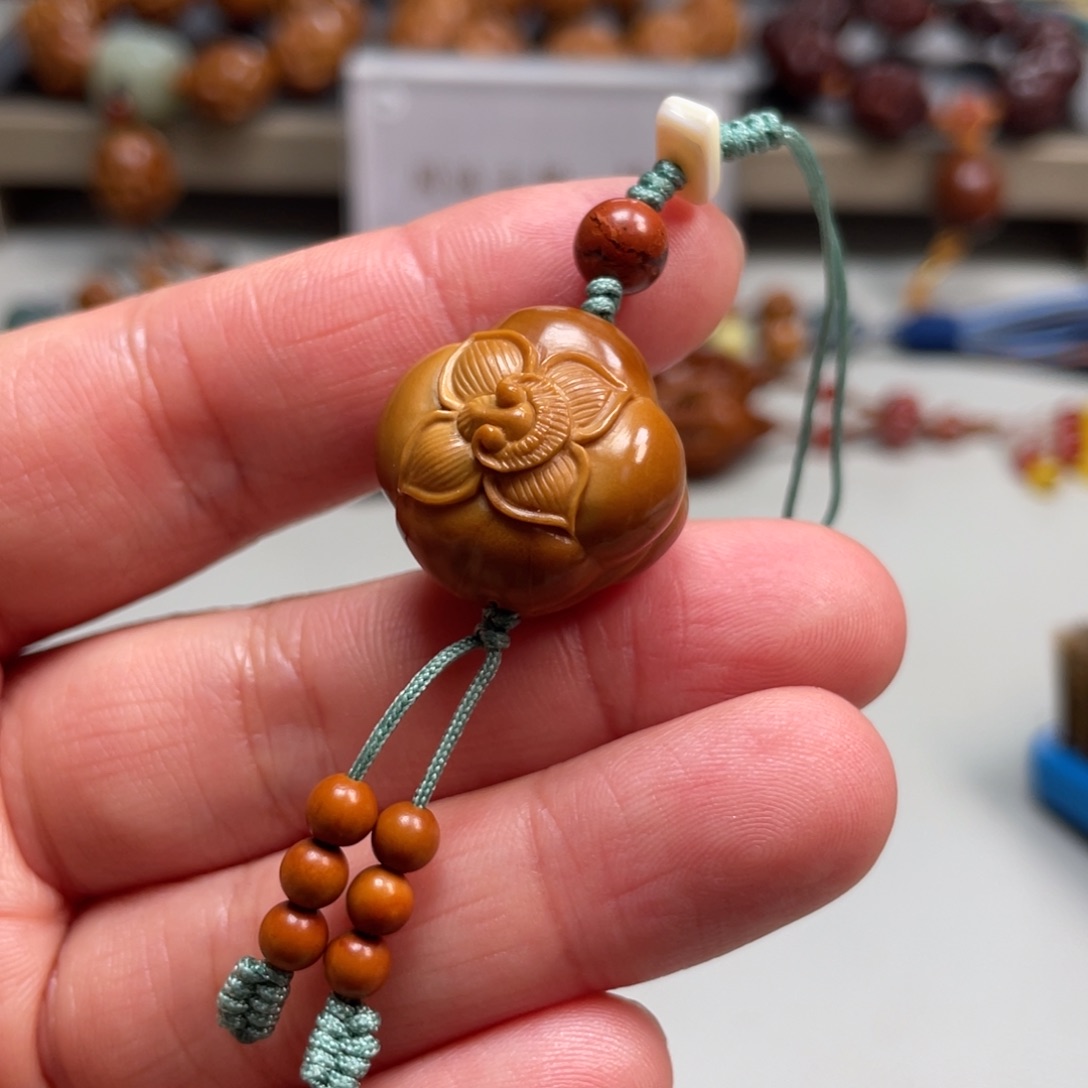 橄榄核吊坠Hhediao·Hhediao