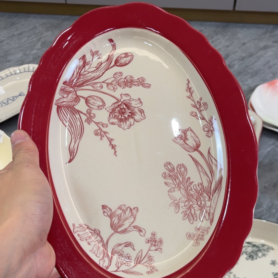 陶瓷微瑕餐具介意勿拍，满18飞！