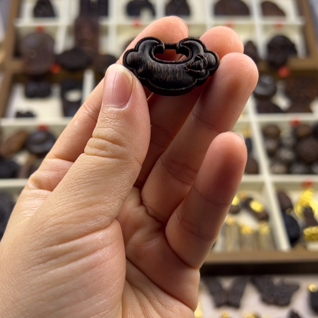 2***贝木质类莲花如意随行脖挂配饰