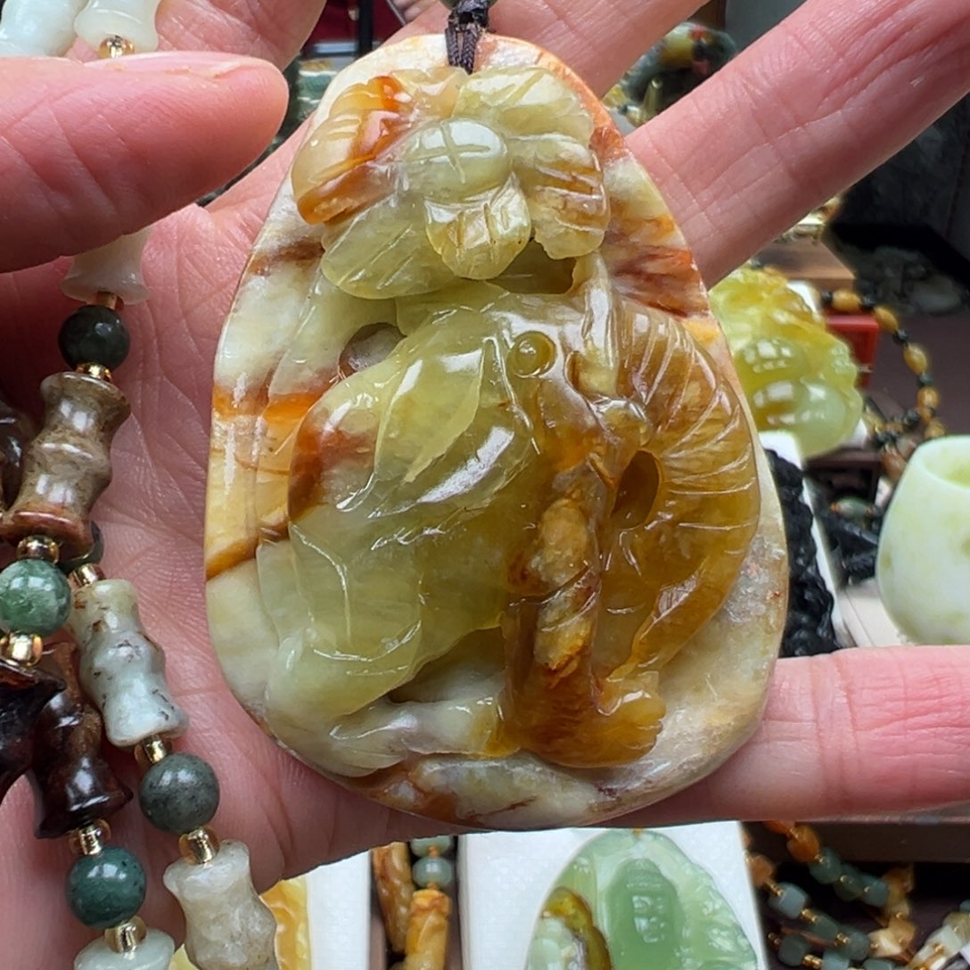 岫玉未镶嵌挂件挂件