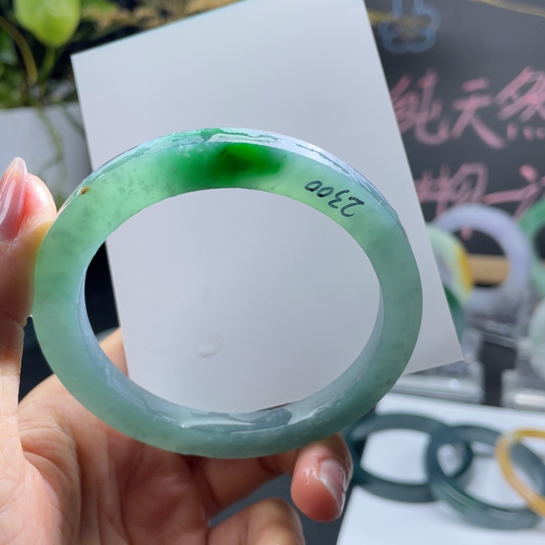 定制翡翠60-64美人条未镶嵌