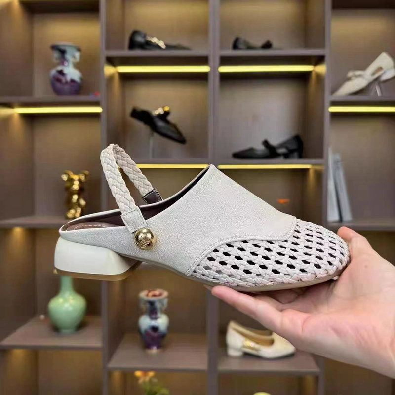 新款夏季透气编织包头拖鞋女时尚外穿百搭2025圆头镂空婼婼