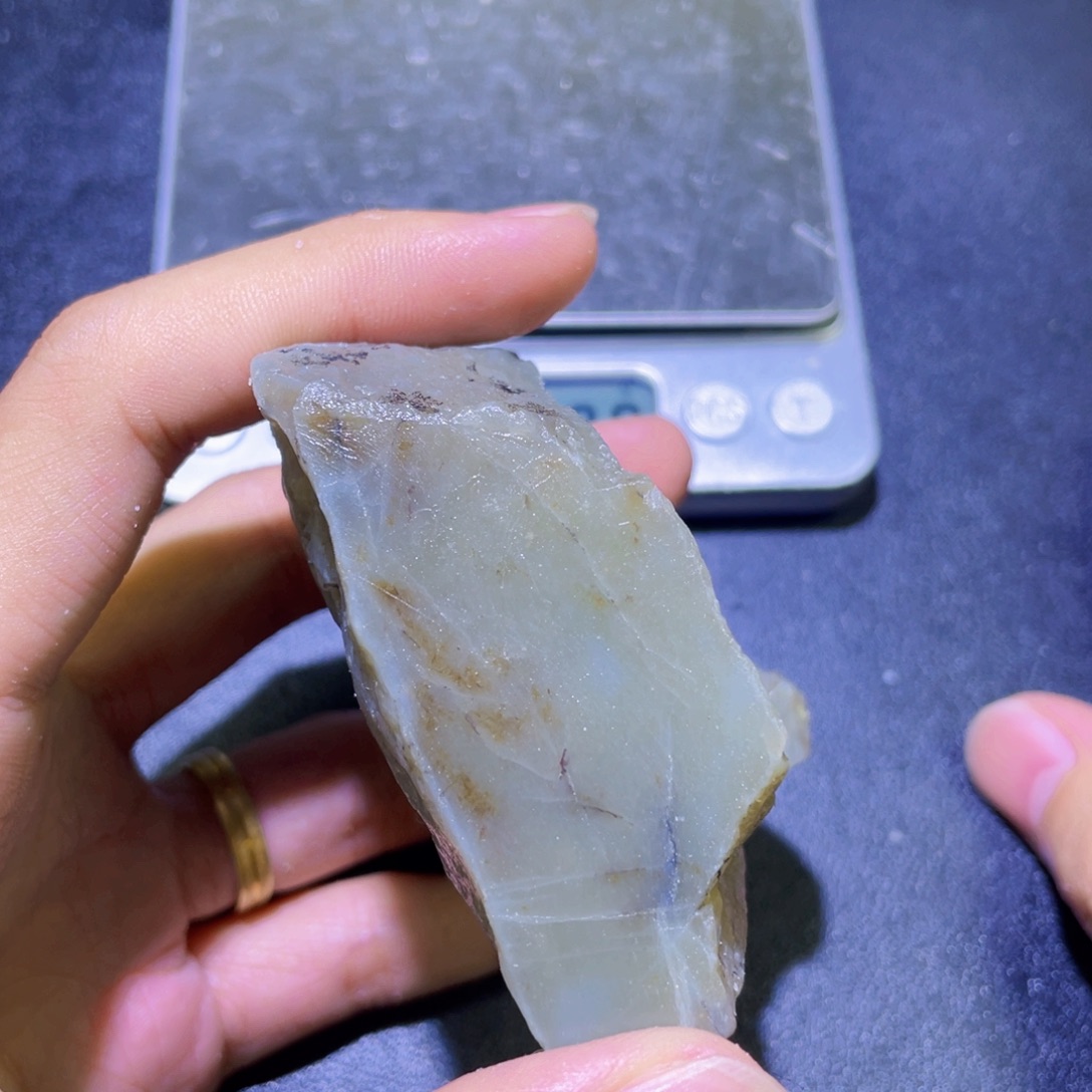 未镶嵌和田玉（糖玉）珠宝半成品