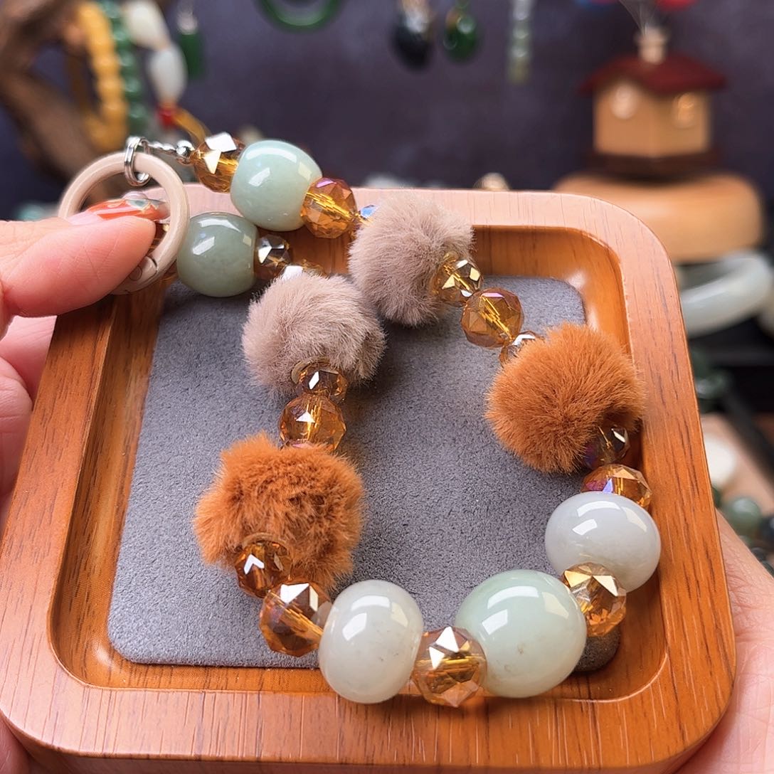 颈饰未镶嵌和田玉小***乐