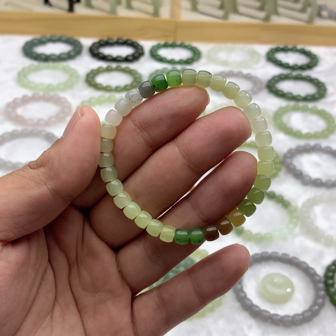 未镶嵌手串和田玉（直切多宝6）