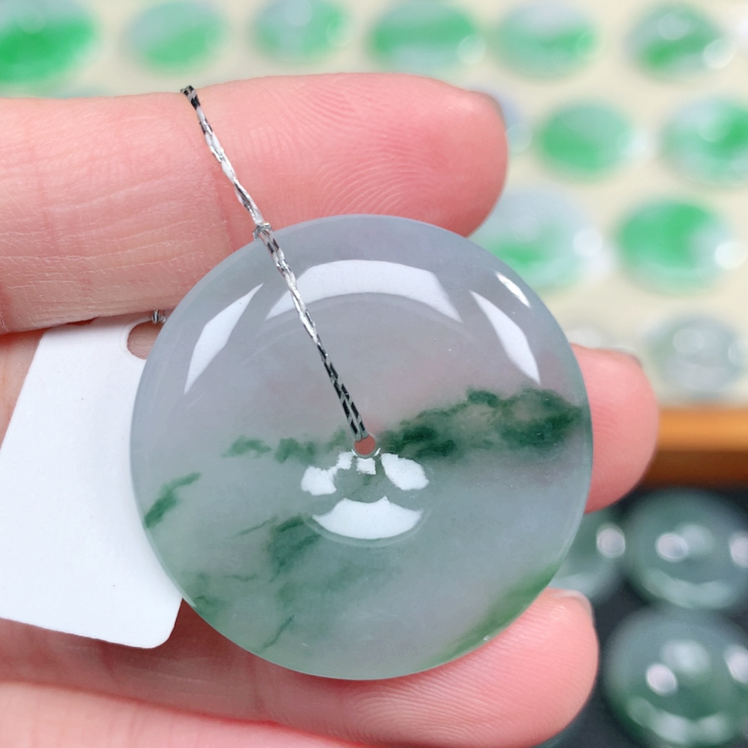 翡翠未镶嵌颈饰30.7-5.6