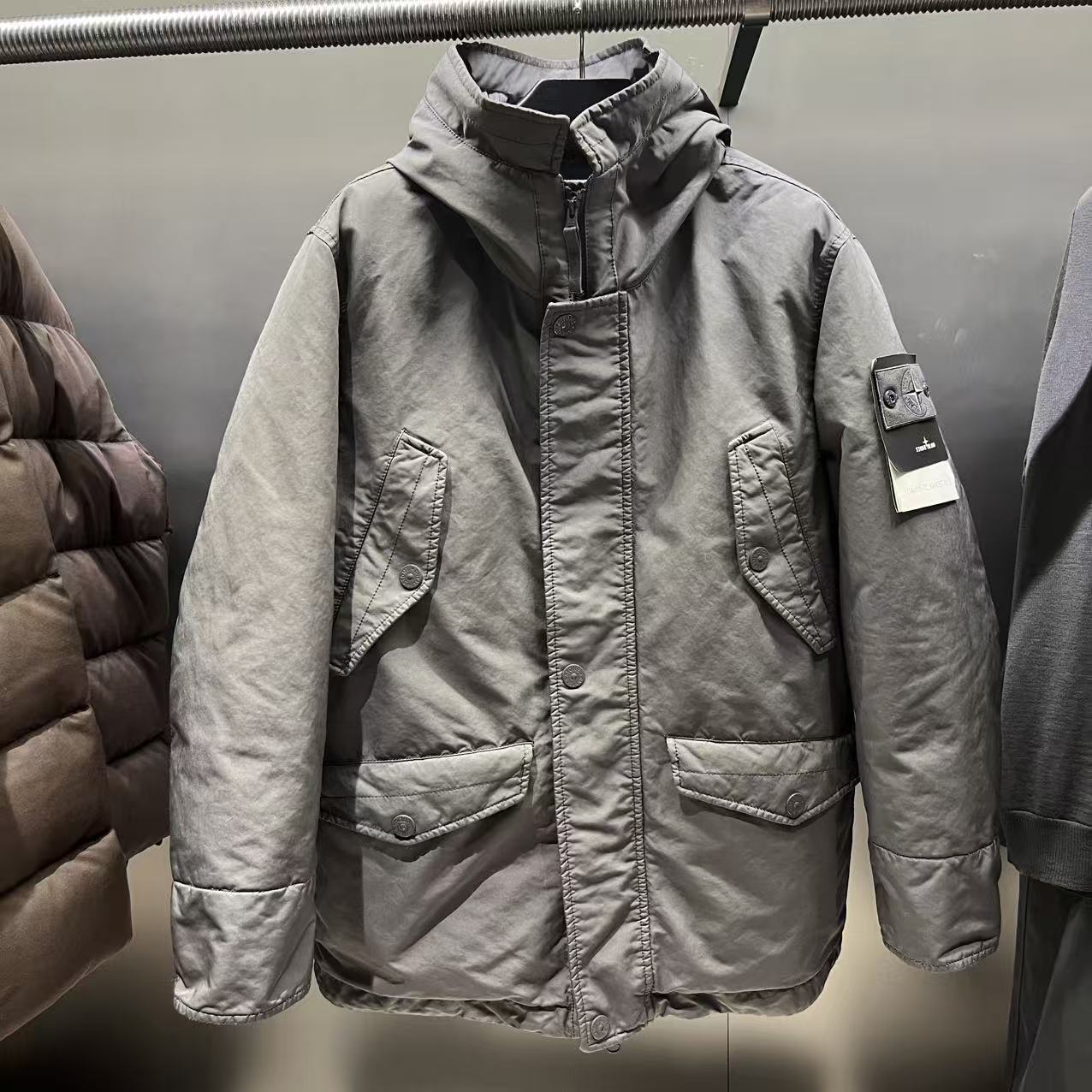 未使用 STONE ISLAND 石头岛/GG/男士幽灵系列David-TC羽绒服