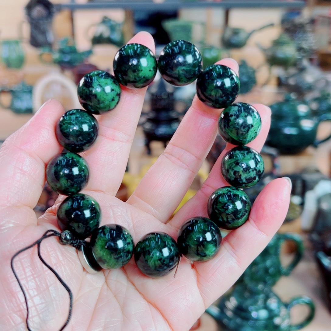 萍***色天然石材手工雕刻