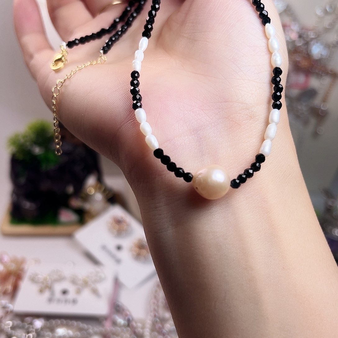 淡水珍珠银S925镶嵌颈饰