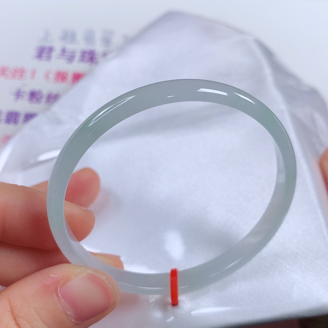 翡翠手镯未镶嵌 正圈①④①