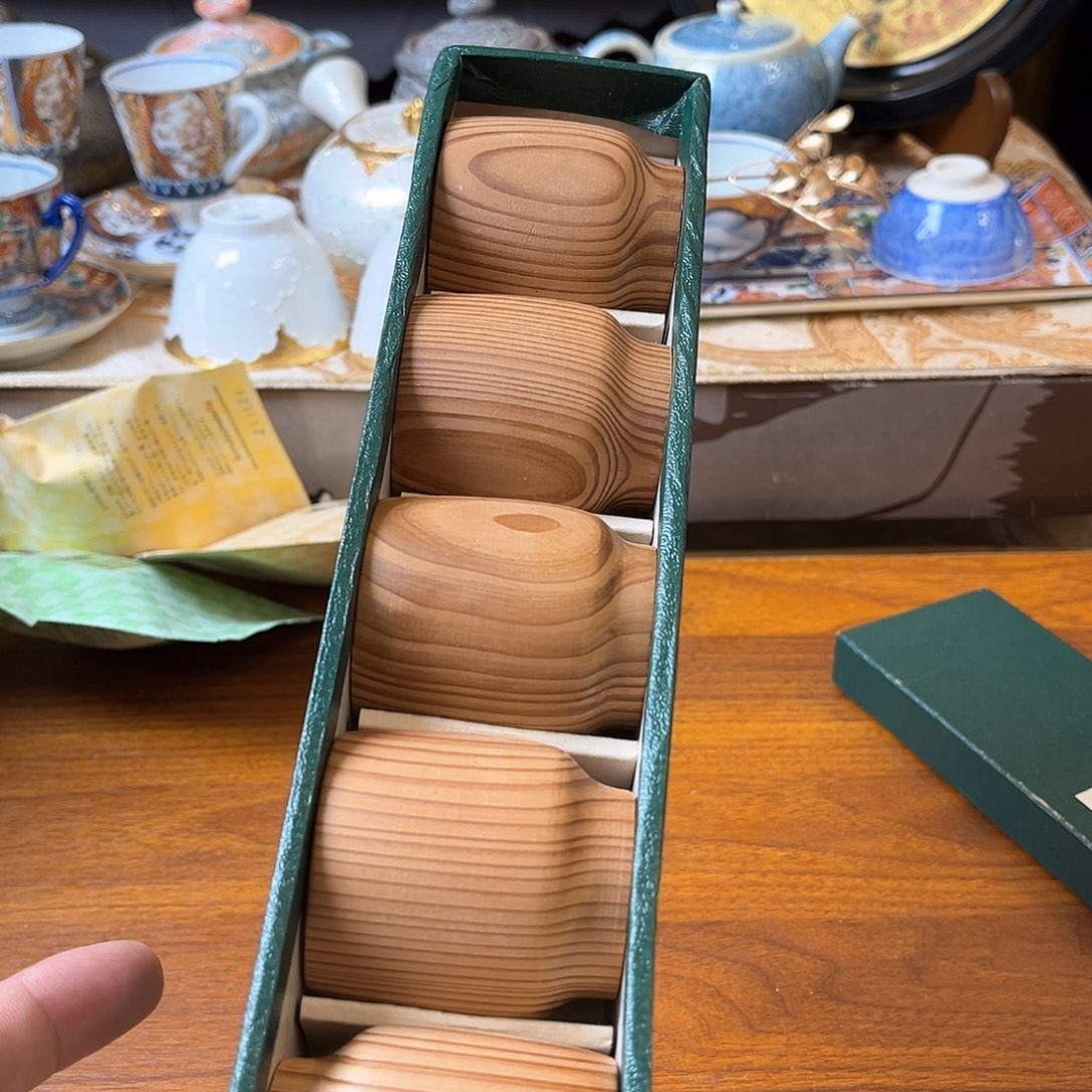 盖碗在一起就是要开心的一整天