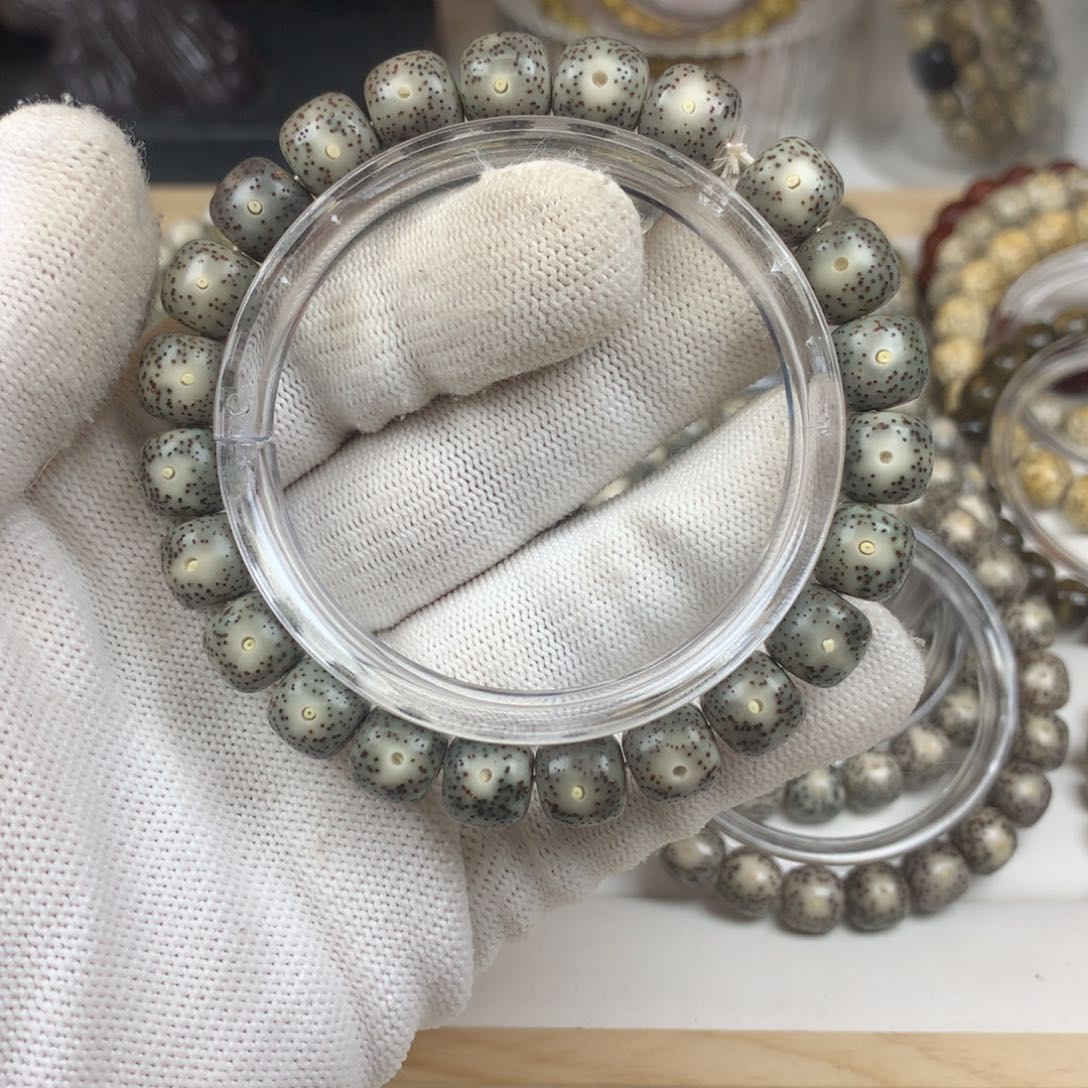 星月菩提手串2号绿幽灵10×9