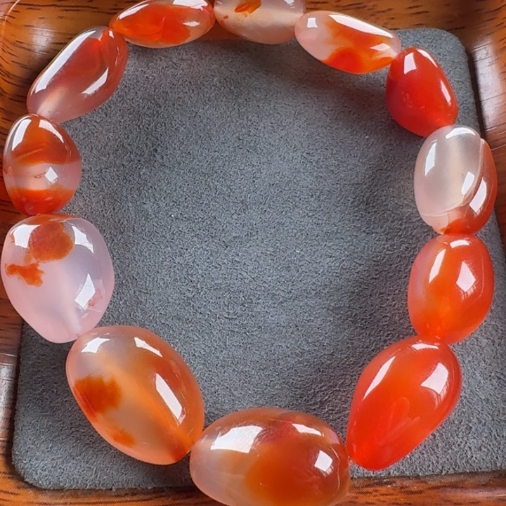 南红玛瑙冰飘未镶嵌