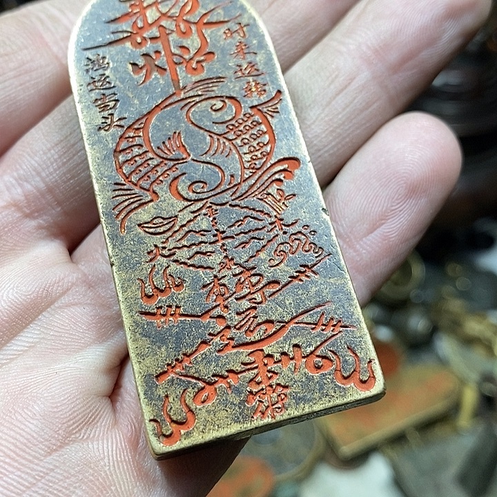 l***g小杨推荐铜物件一个